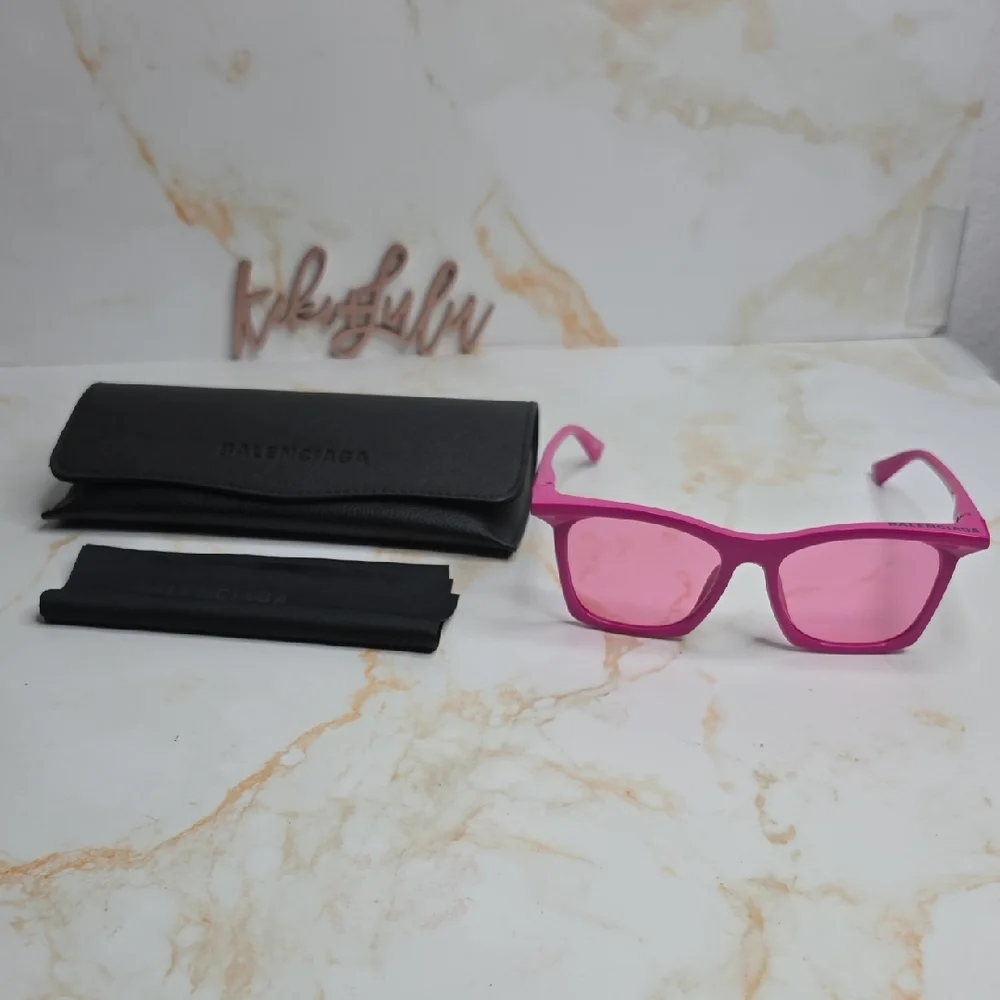 Balenciaga square barbie pink tinted sunglasses new